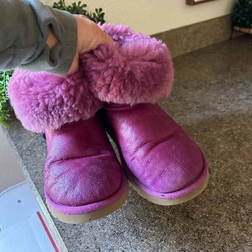 Fuschia Ugg Boots size 5